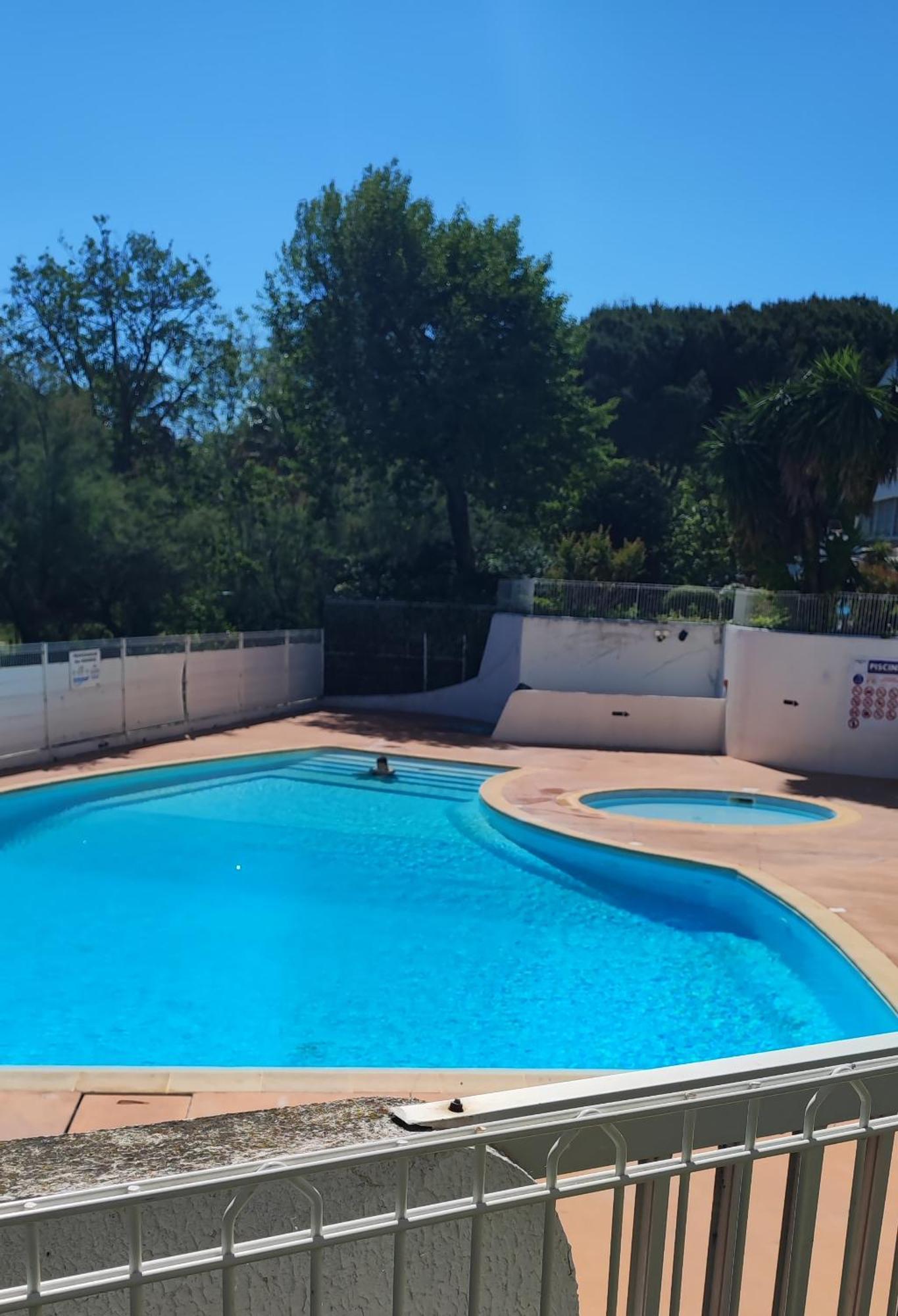 Appartement Secteur Couchant Residence Piscine 300M De La Plage Ла-Гранд-Мот Экстерьер фото